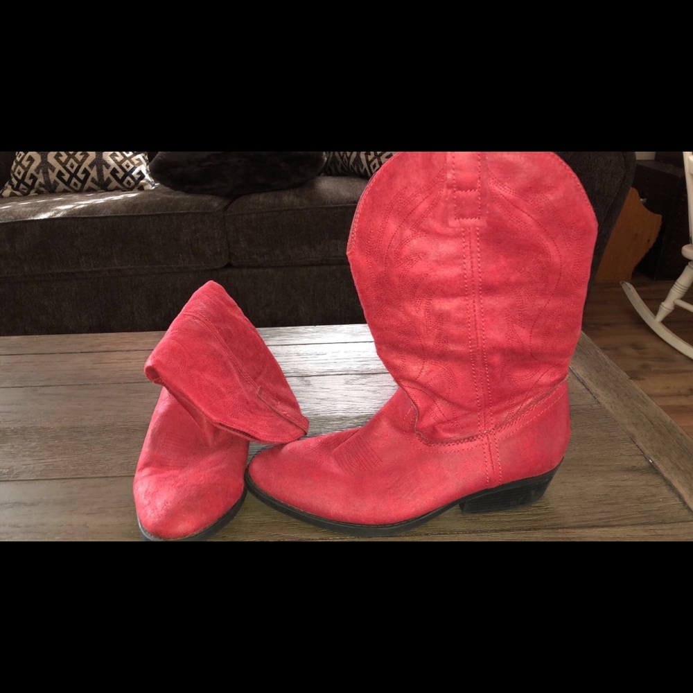 Red Velvet Cowboy Boots